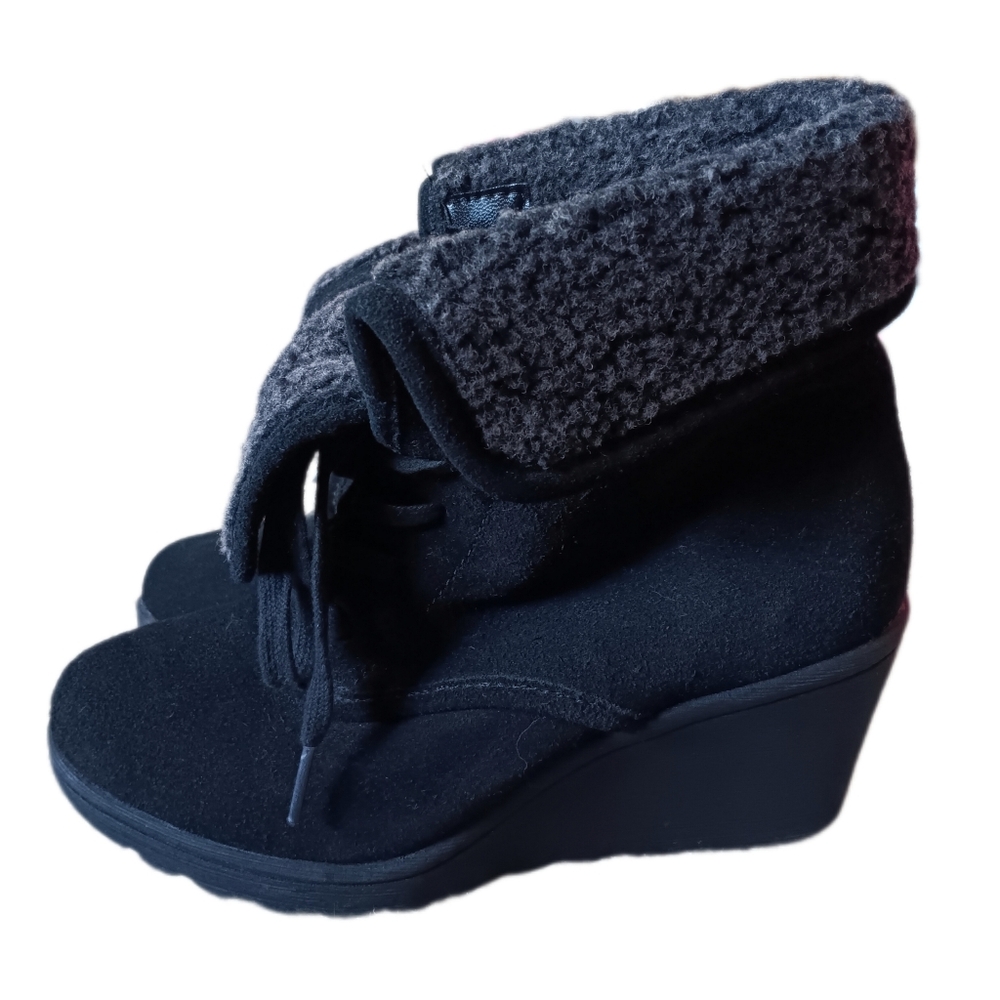 🖤 White Mountain Black Suede Leather Wedge Heels Ankle Boots Wool Laces 6.5